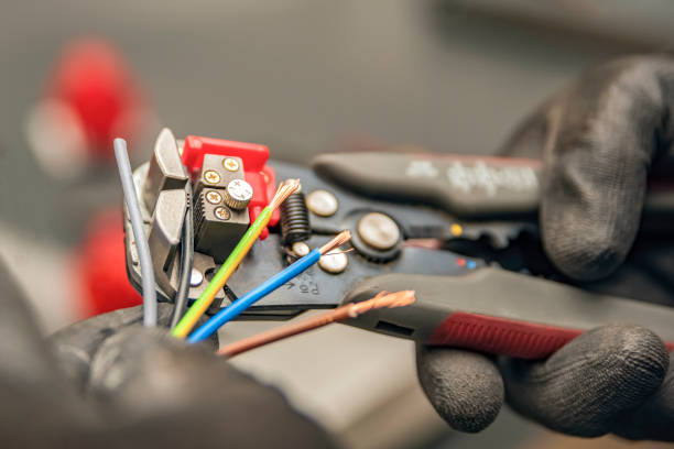 Best Circuit Breaker Repair  in Winnebago, IL